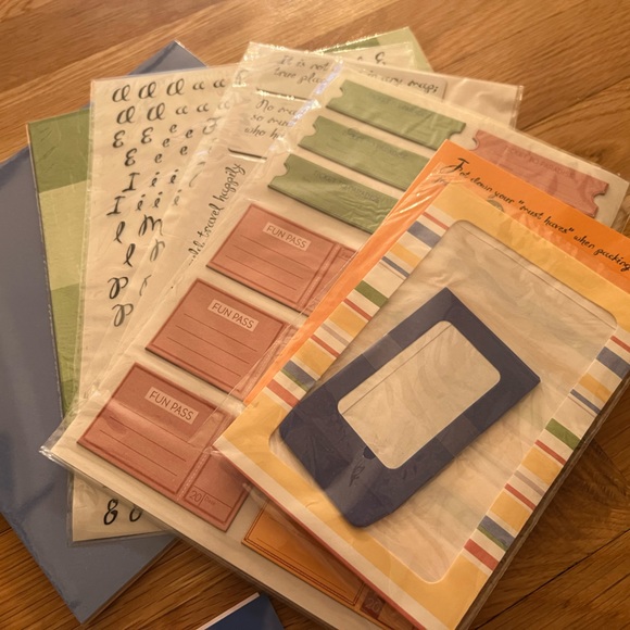 Scrapbook Kit - Picture 2 of 3